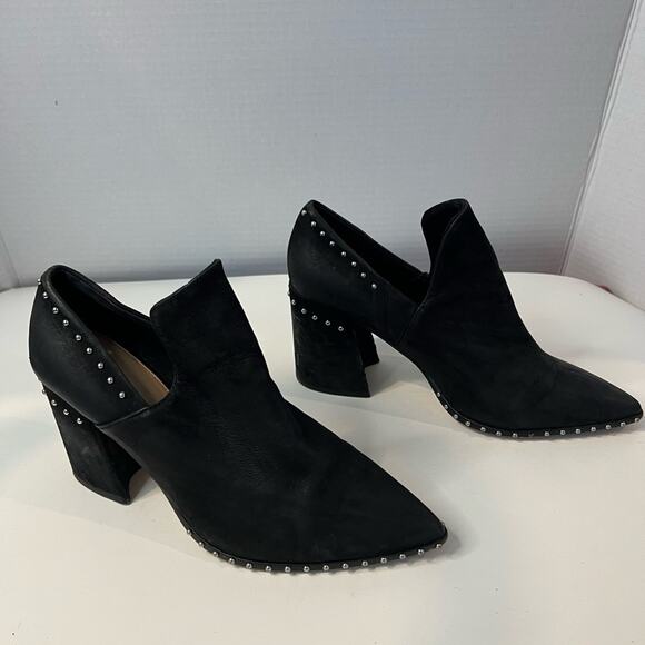 Gianni Bini Women’s Daveigh Black Suede Studded Western Booties Pointed Toe 9.5M - Picture 4 of 9